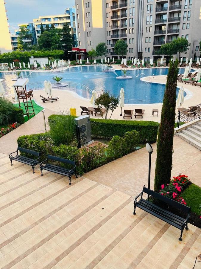 Private Apartament Vip In Royal Beach Slântsjev Brjag Eksteriør bilde