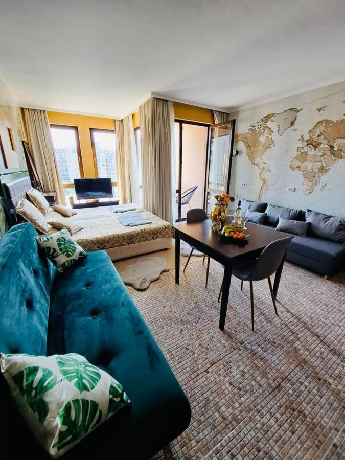 Private Apartament Vip In Royal Beach Slântsjev Brjag Eksteriør bilde